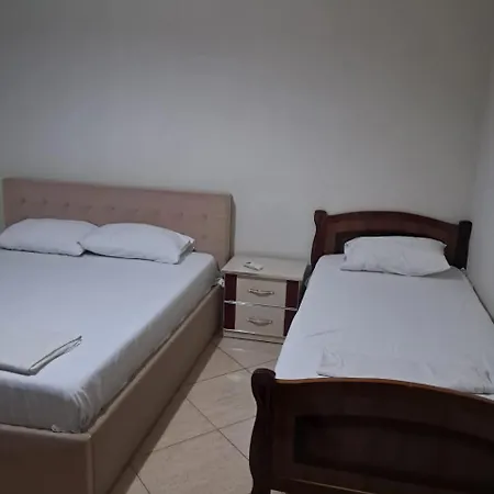 Vrrini Hostal